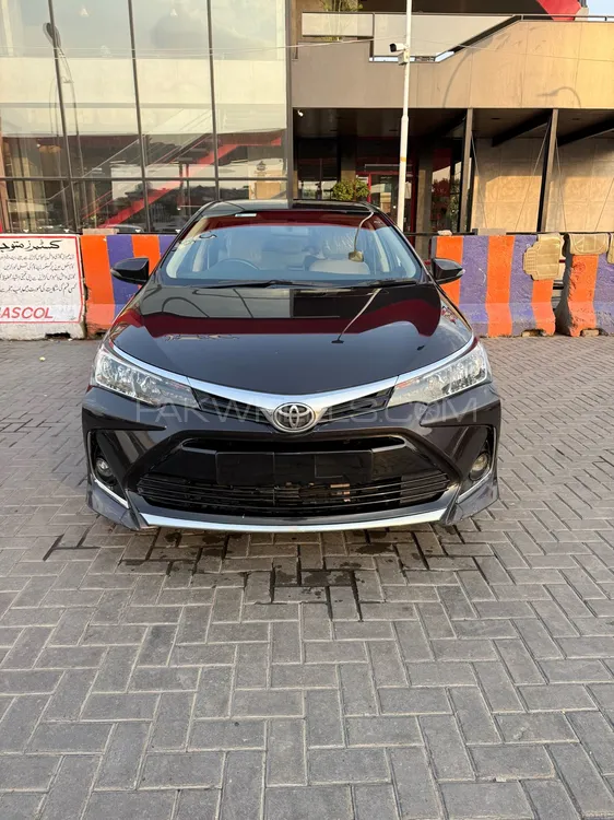 Toyota Corolla 2018 for Sale in Lahore Image-1