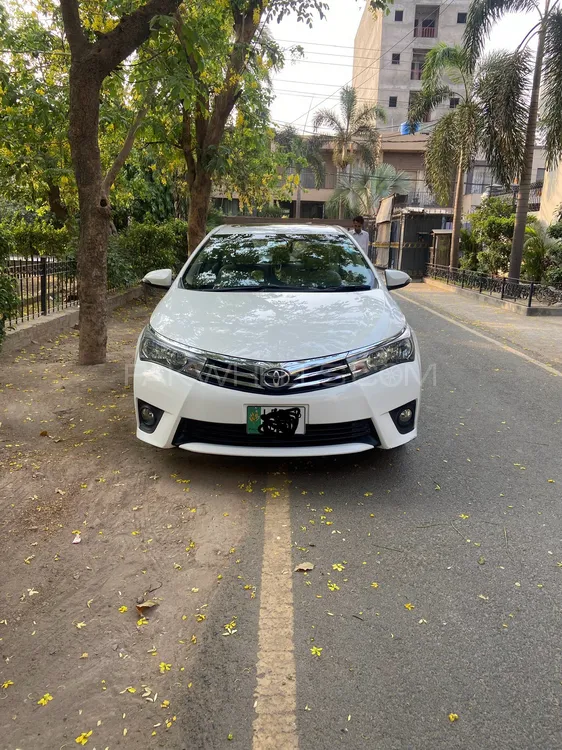 Toyota Corolla 2016 for Sale in Lahore Image-1