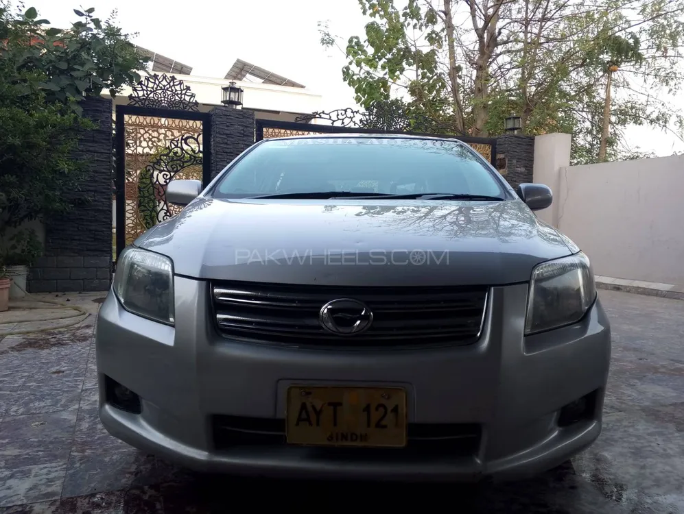 Toyota Corolla Axio 2008 for Sale in Islamabad Image-1