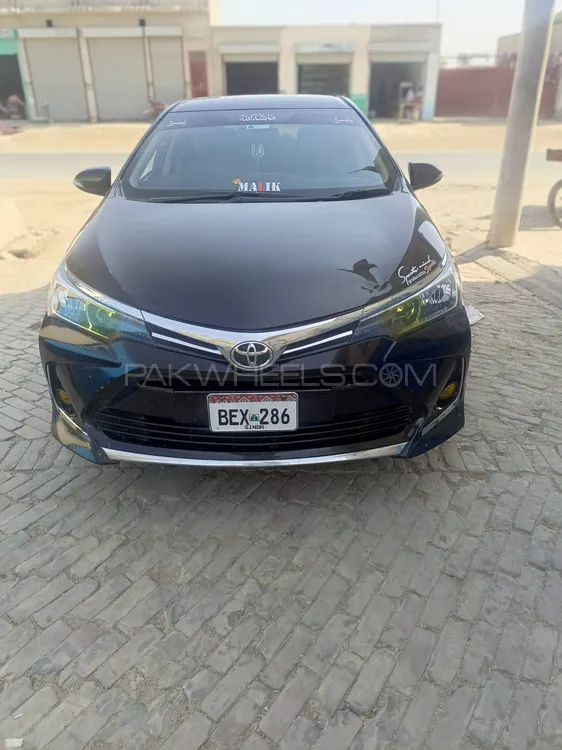 Toyota Corolla 2016 for Sale in Karachi Image-1