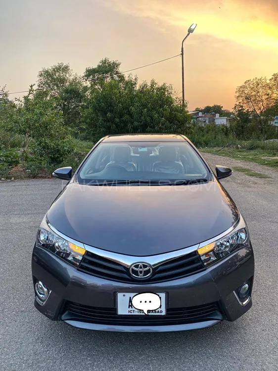 Toyota Corolla 2017 for Sale in Islamabad Image-1