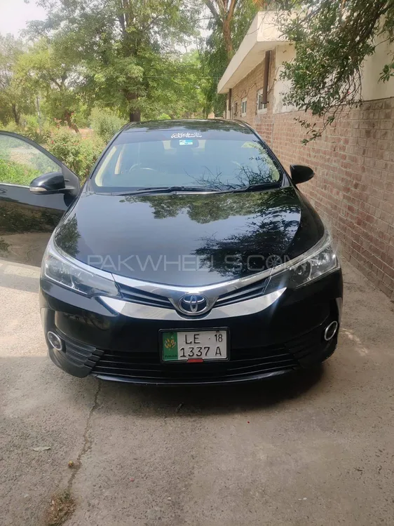 Toyota Corolla 2018 for Sale in Faisalabad Image-1