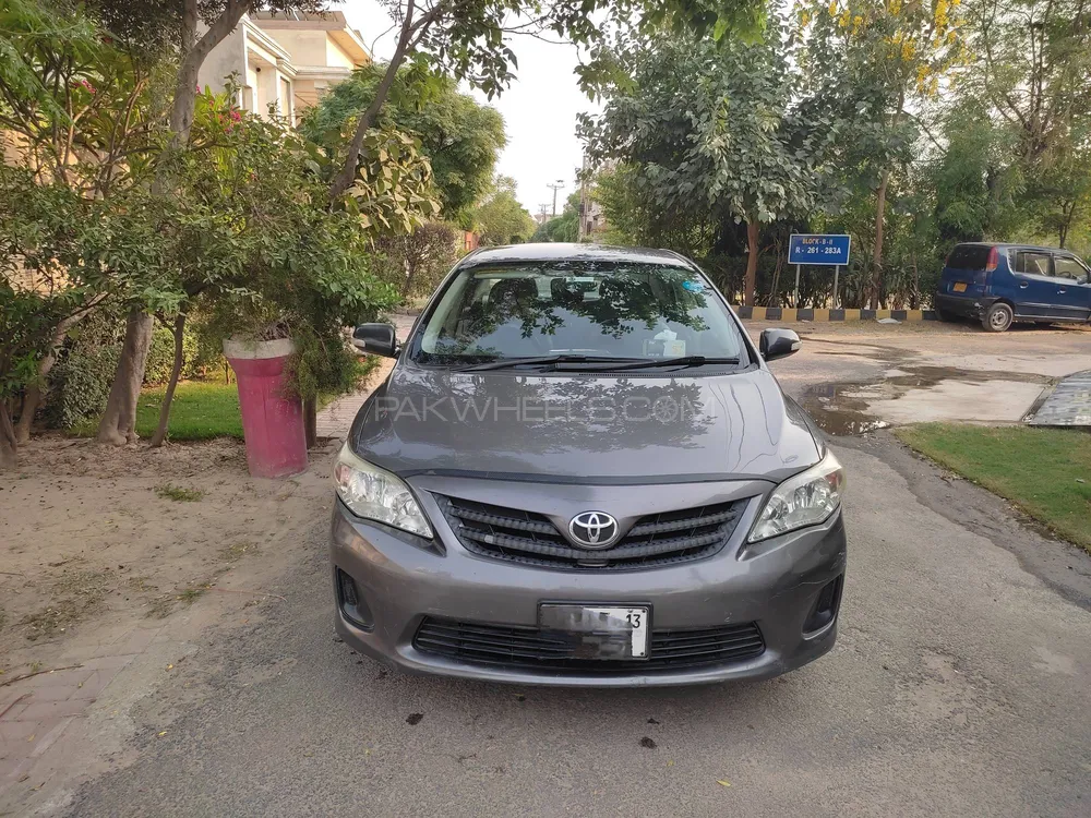 Toyota Corolla 2013 for Sale in Lahore Image-1