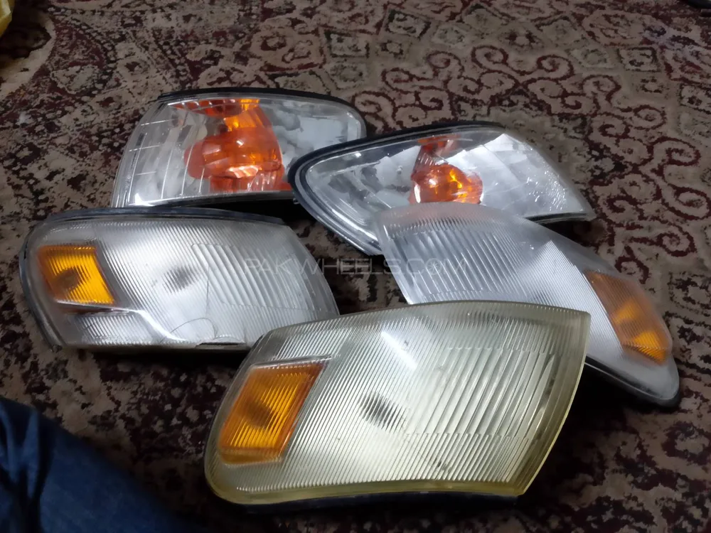 Toyota Corolla Indus headlight and ee90  headlight Image-1
