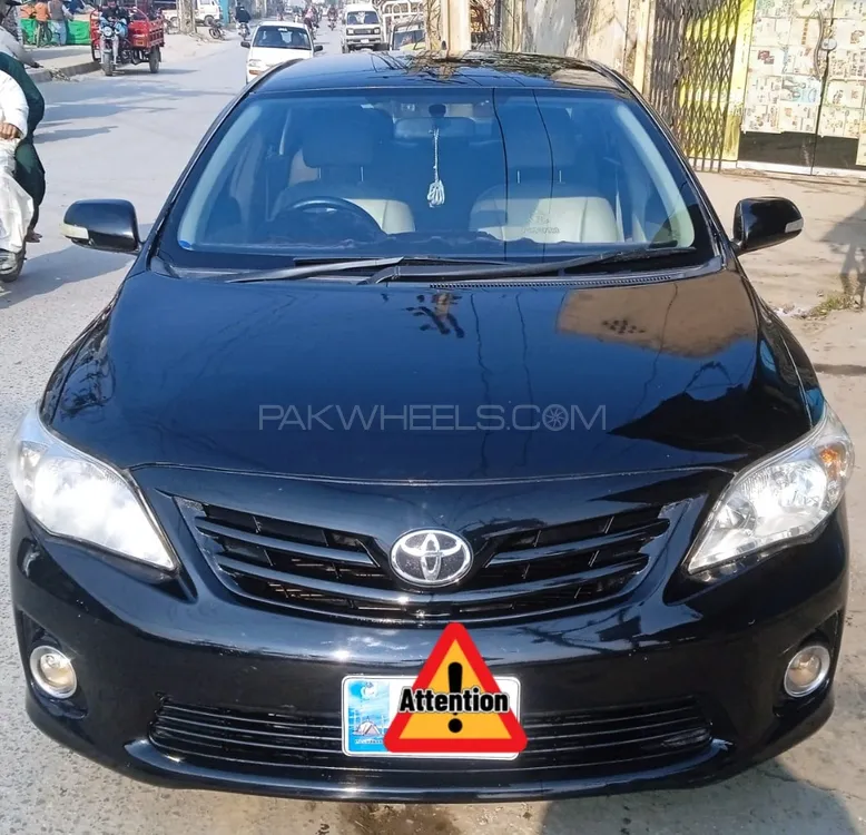 Toyota Corolla 2012 for Sale in Faisalabad Image-1
