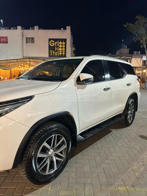 Toyota Fortuner 2018 for Sale in Sialkot Image-1