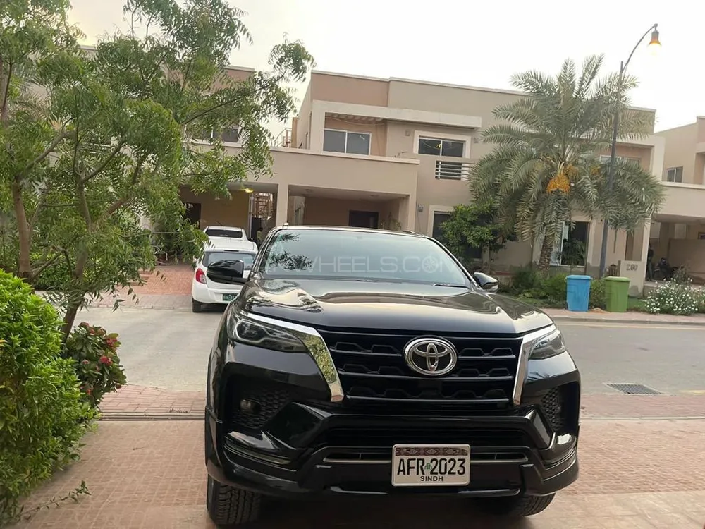Toyota Fortuner 2022 for Sale in Karachi Image-1