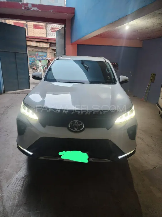 Toyota Fortuner 2018 for Sale in Jacobabad Image-1