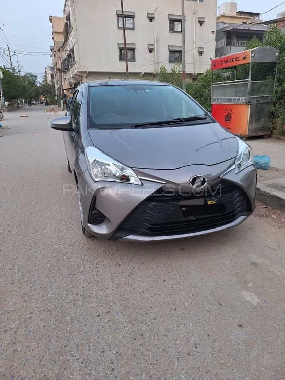Toyota Vitz 2018 for Sale in Karachi Image-1