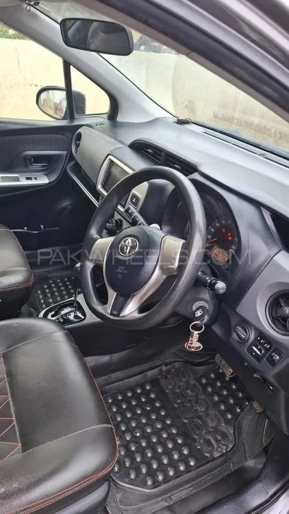 Toyota Vitz 2019 for Sale in Shakargarh Image-1