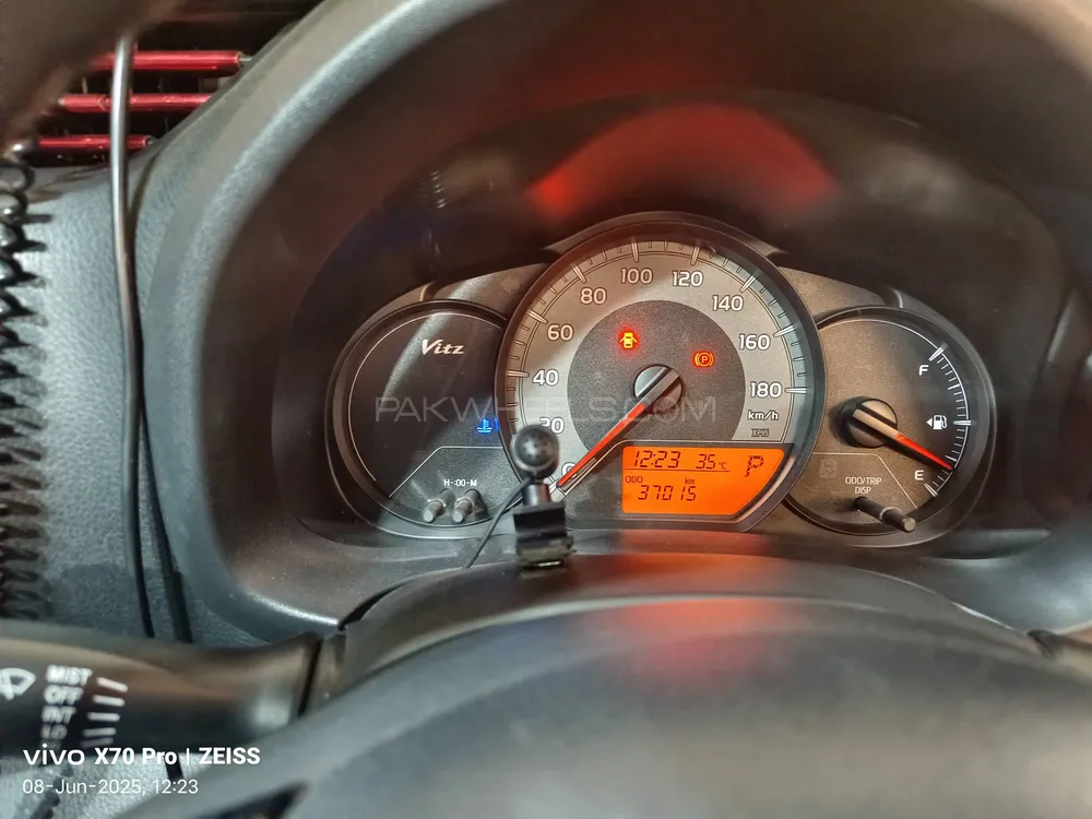 Toyota Vitz 2020 for Sale in Hyderabad Image-1