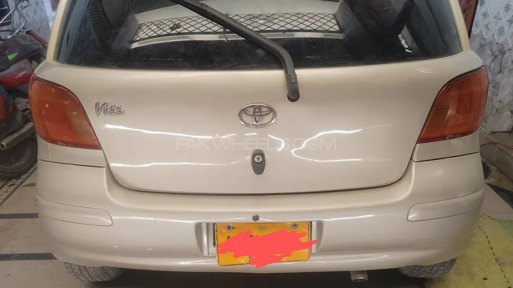 Toyota Vitz 2002 for Sale in Quetta Image-1