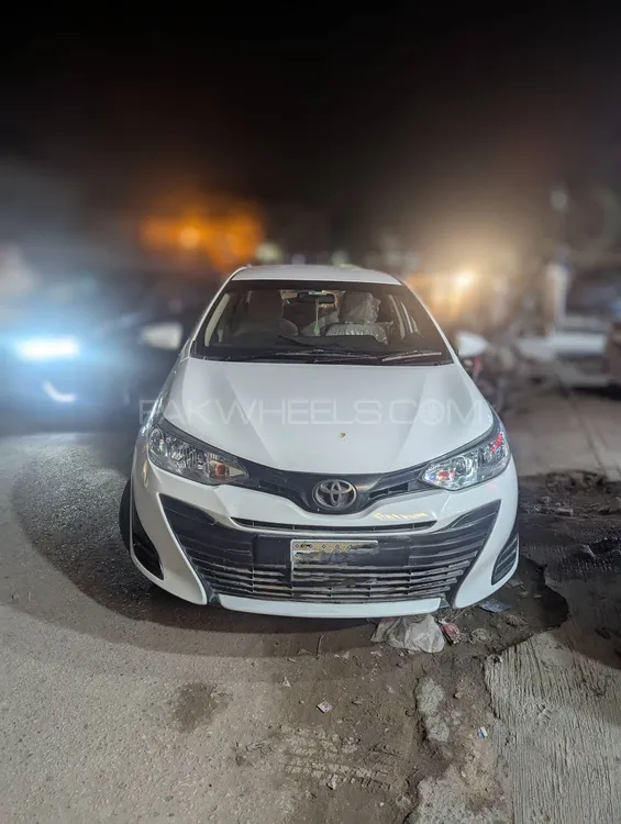 Toyota Yaris Sedan 2020 for Sale in Karachi Image-1