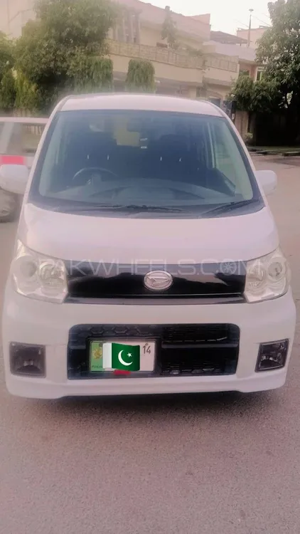 Daihatsu Move 2010 for Sale in Lahore Image-1