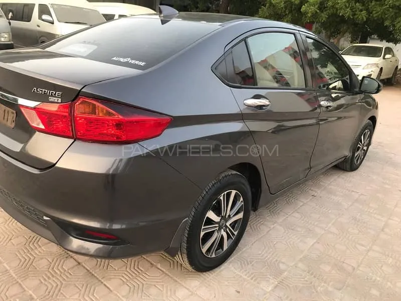 Honda City 2021 for Sale in Karachi Image-1