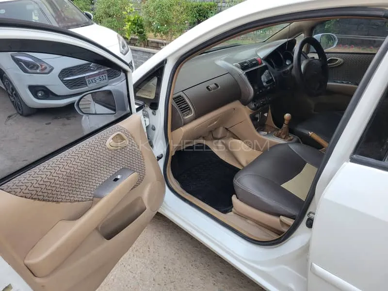 Honda City 2005 for Sale in Karachi Image-1