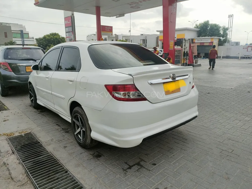 Honda City 2004 for Sale in Karachi Image-1