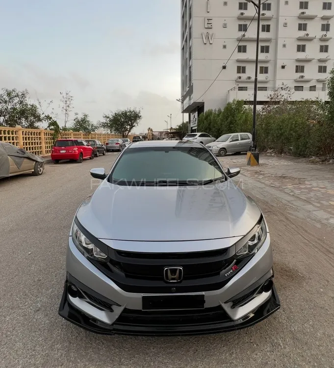 Honda Civic 2017 for Sale in Karachi Image-1
