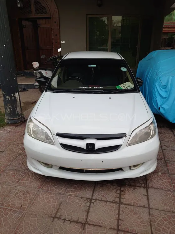 Honda Civic 2004 for Sale in Lahore Image-1