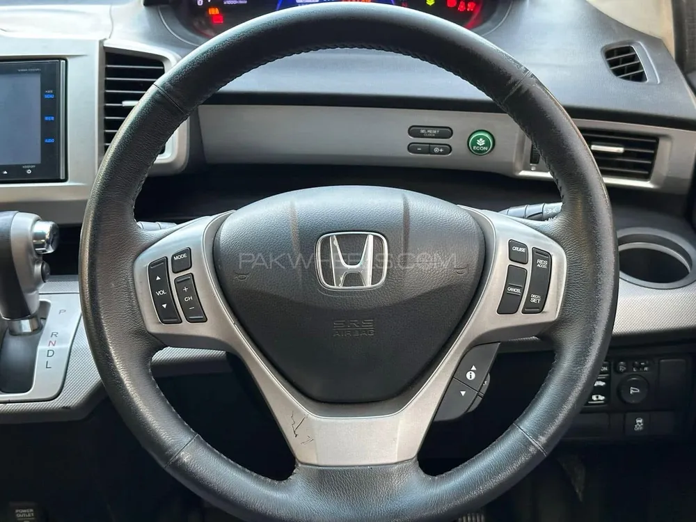 Honda Freed 2015 for Sale in Faisalabad Honda Freed 2015 for Sale in Faisalabad Image-18