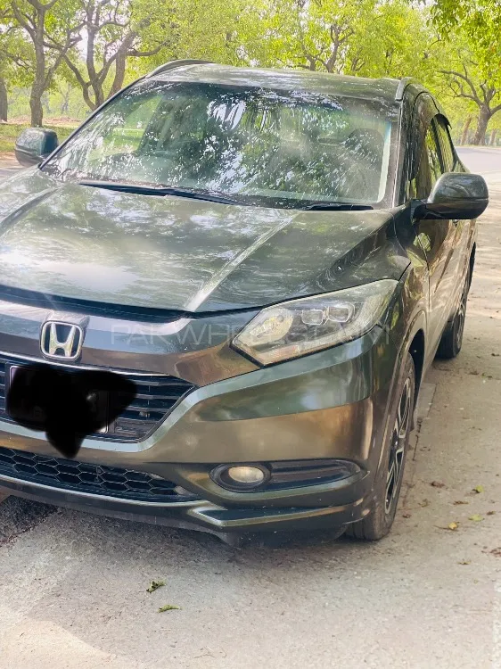 Honda Vezel 2014 for Sale in Islamabad Image-1