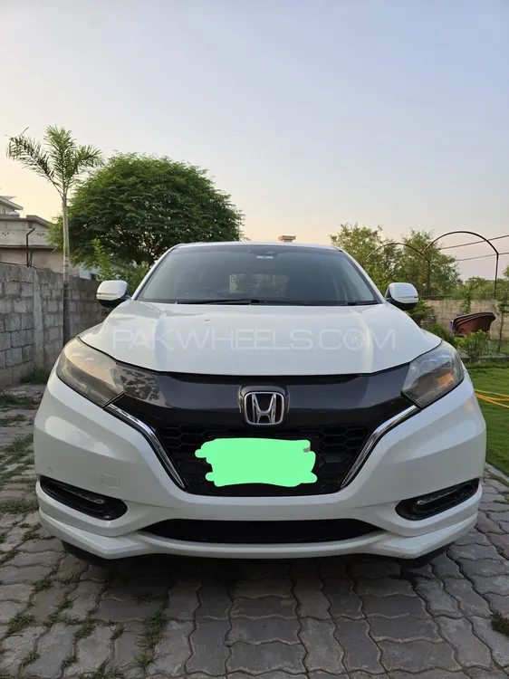 Honda Vezel 2016 for Sale in Gujranwala Image-1