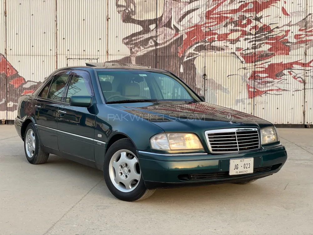 Mercedes Benz C Class 1995 for Sale in Lahore Image-1