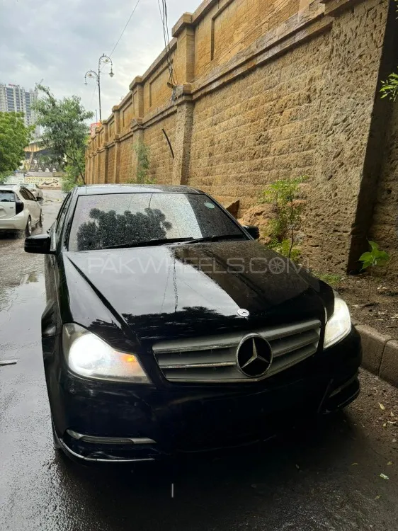 Mercedes Benz C Class 2013 for Sale in Karachi Image-1