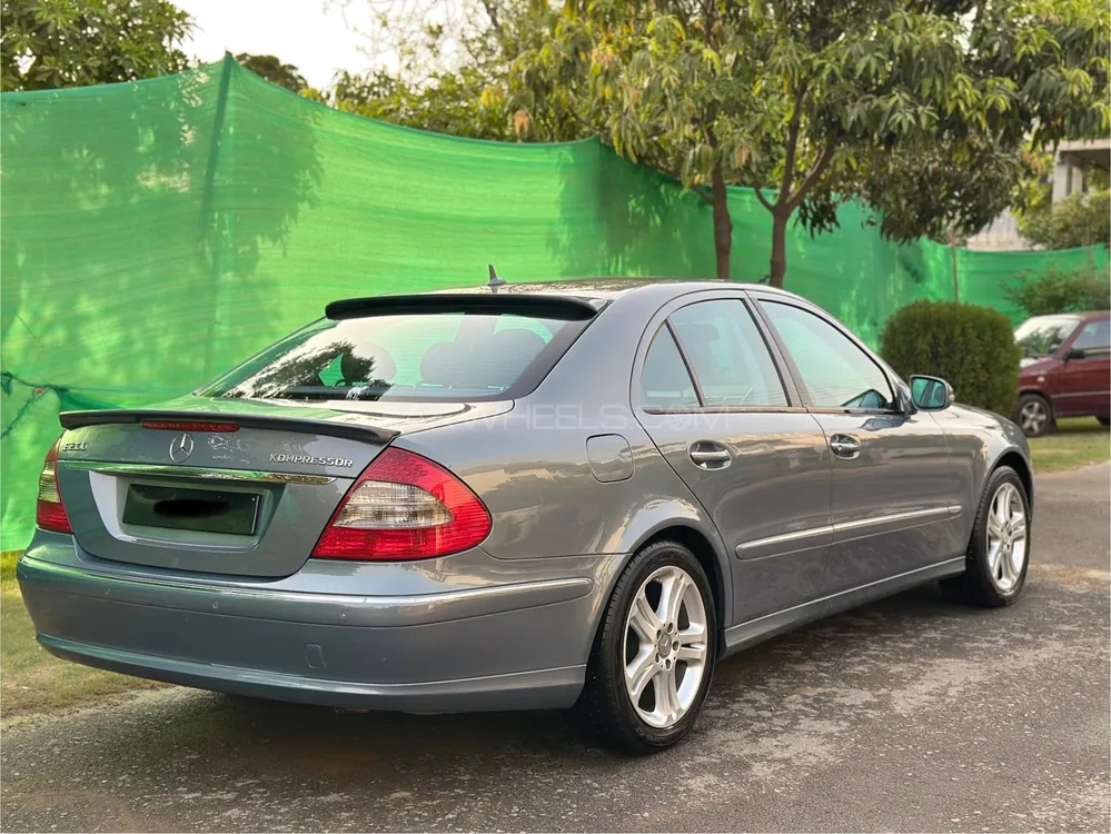 Mercedes Benz E Class 2007 for Sale in Lahore Mercedes Benz E Class 2007 for Sale in Lahore Image-7