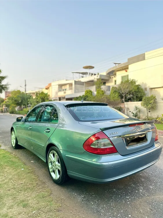 Mercedes Benz E Class 2007 for Sale in Lahore Mercedes Benz E Class 2007 for Sale in Lahore Image-6