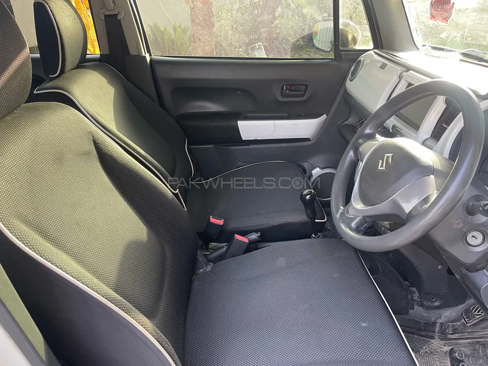 Suzuki Hustler 2014 for Sale in Peshawar Suzuki Hustler 2014 for Sale in Peshawar Image-10