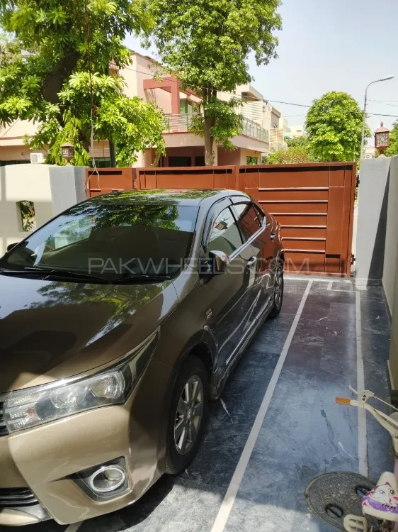 Toyota Corolla 2016 for Sale in Lahore Image-1