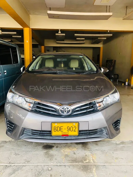 Toyota Corolla 2015 for Sale in Multan Image-1