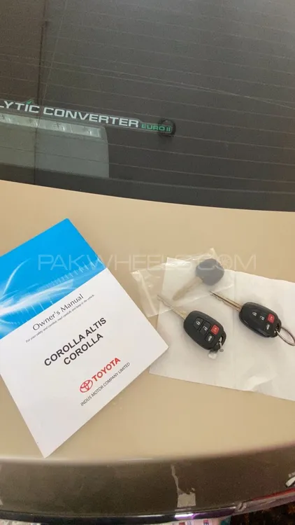 Toyota Corolla 2016 for Sale in Faisalabad Image-1