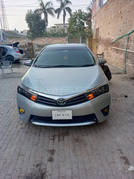 ٹویوٹا کرولا 2015 for Sale in گجرات Image-1