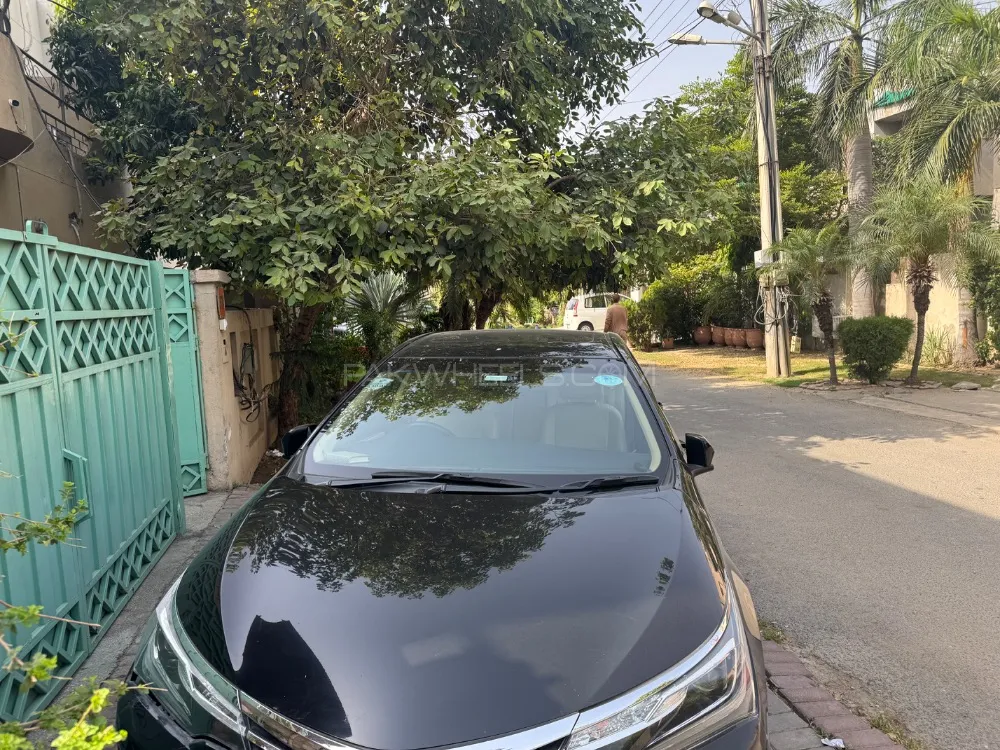 Toyota Corolla 2018 for Sale in Lahore Image-1