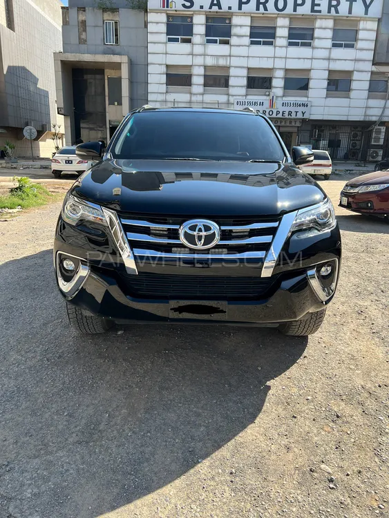 Toyota Fortuner 2020 for Sale in Islamabad Image-1