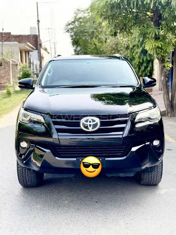 Toyota Fortuner 2018 for Sale in Faisalabad Image-1