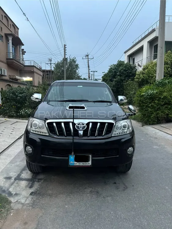 Toyota Hilux 2011 for Sale in Lahore Image-1