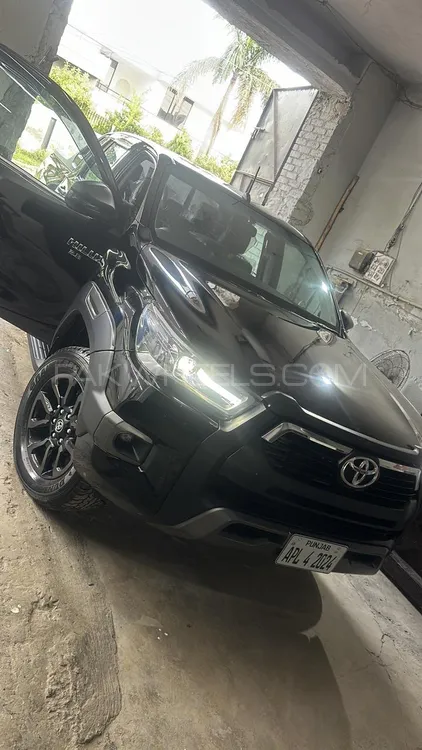 Toyota Hilux 2024 for Sale in Gujranwala Image-1