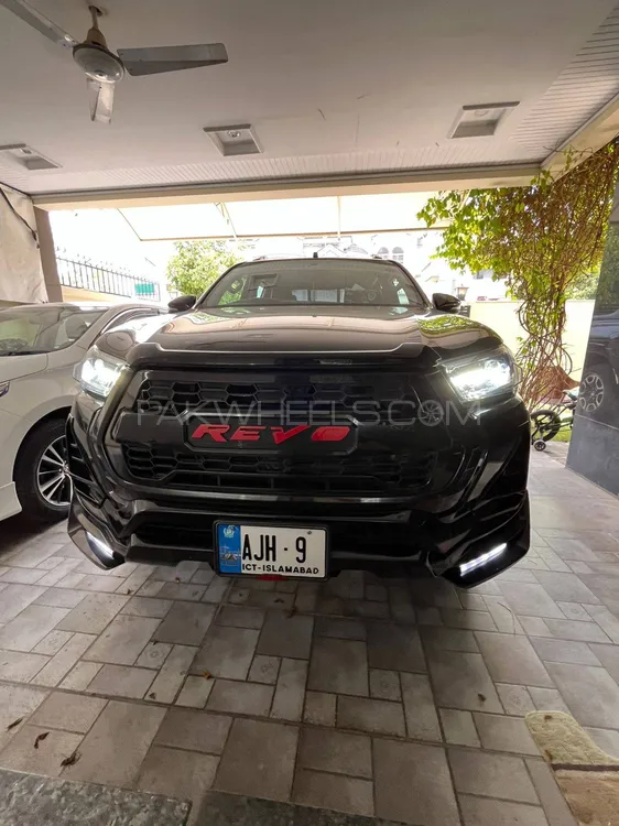 Toyota Hilux 2018 for Sale in Islamabad Image-1