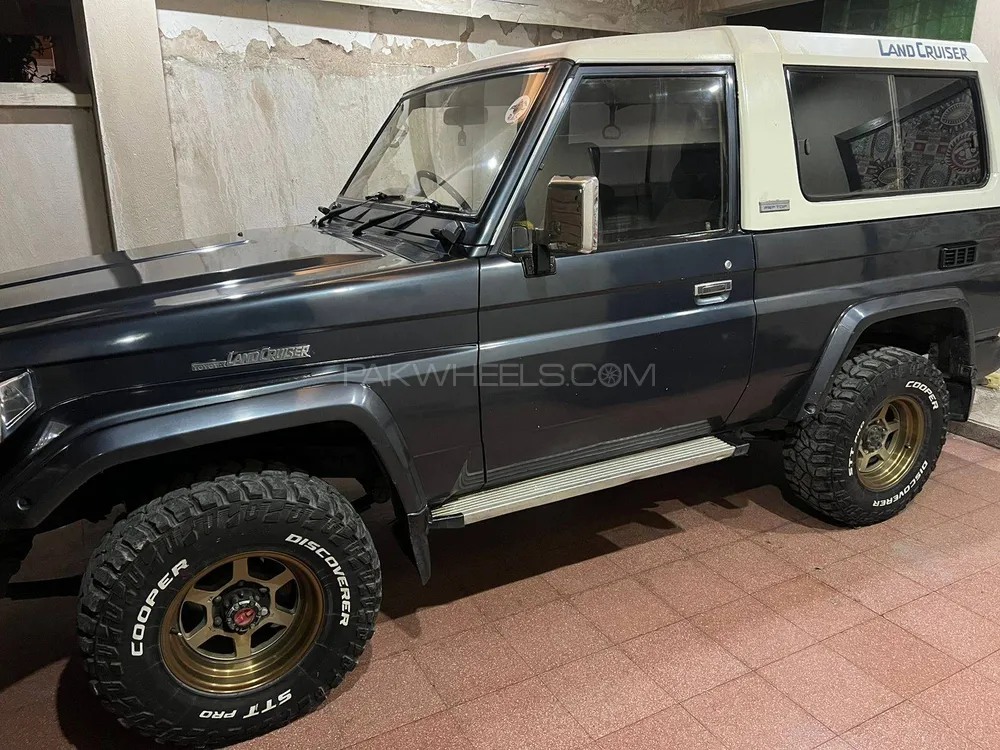 Toyota Land Cruiser 1988 for Sale in Hyderabad Image-1