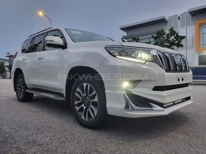 Toyota Prado 2020 for Sale in Karachi Image-1