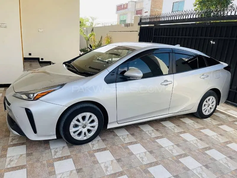 Toyota Prius 2020 for Sale in Lahore Image-1