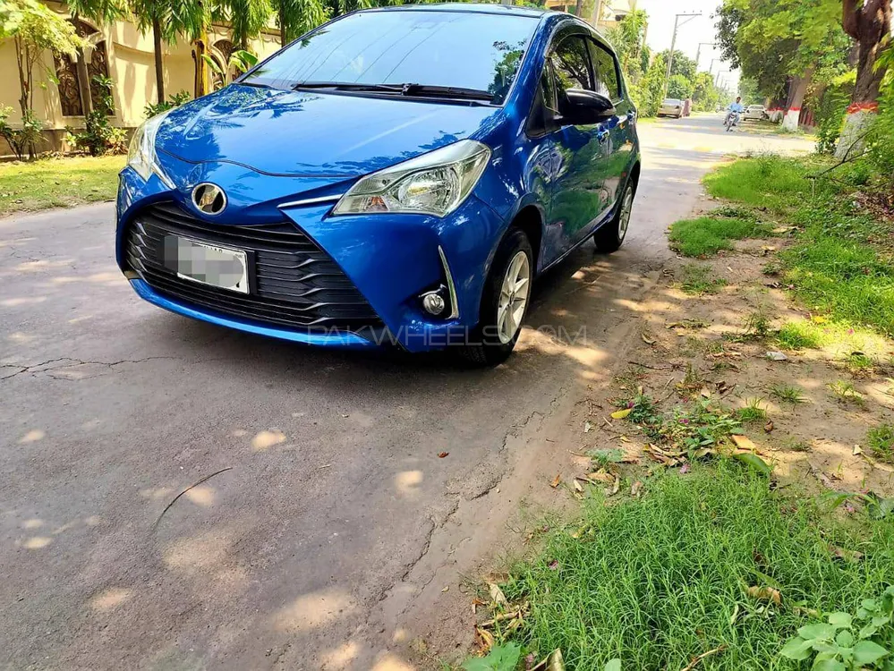 Toyota Vitz 2018 for Sale in Gujranwala Image-1