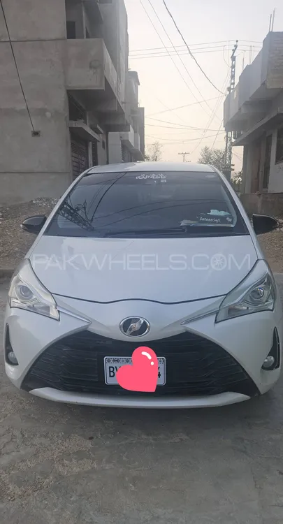 Toyota Vitz 2019 for Sale in Kotri Image-1