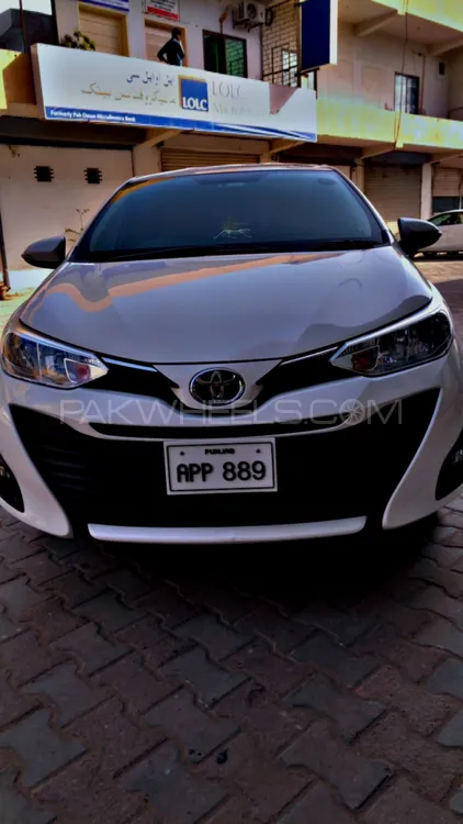 Toyota Yaris Sedan 2023 for Sale in Multan Image-1