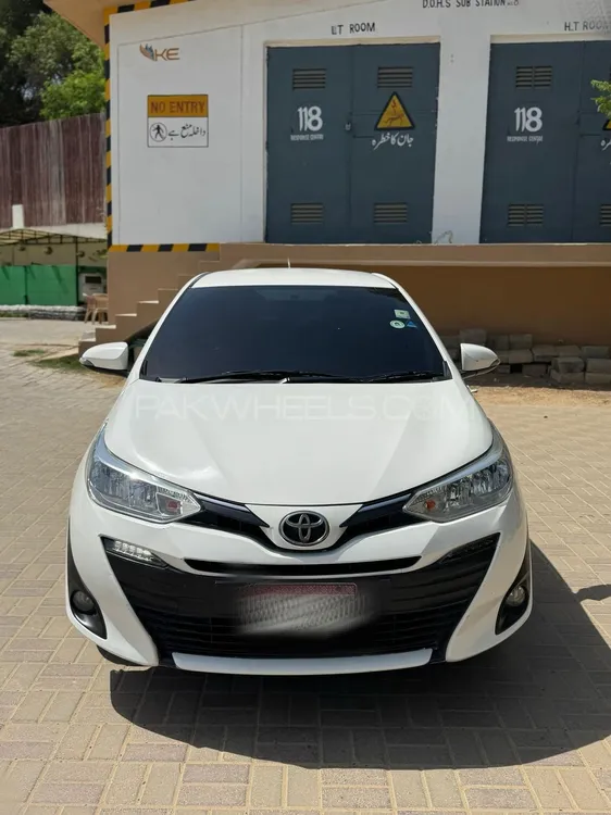 Toyota Yaris Sedan 2022 for Sale in Karachi Image-1