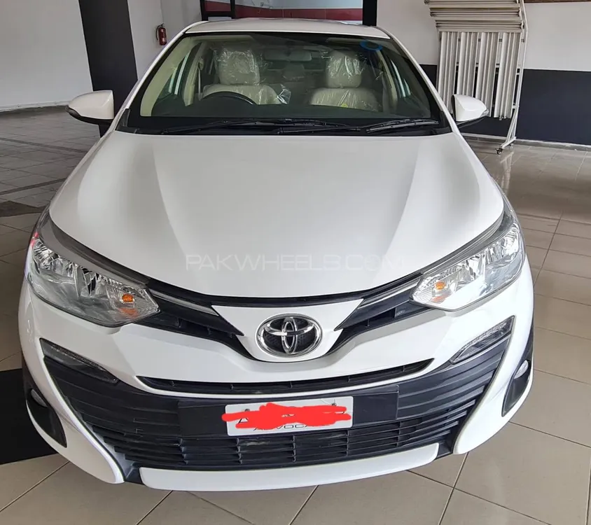 Toyota Yaris Sedan 2022 for Sale in Lahore Image-1