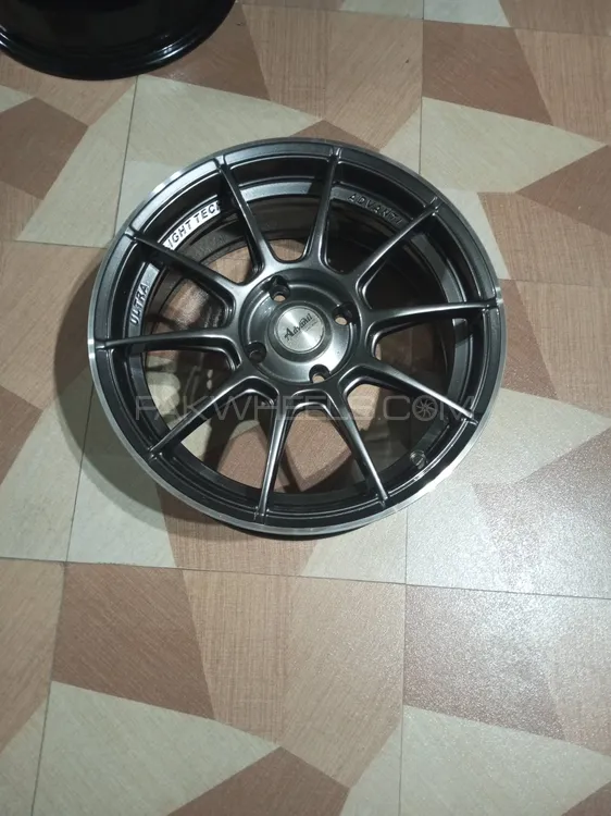 Advanti Ultra Light Weight Sports Japan Rims Image-1